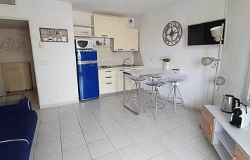 Case vacanze sul mare, monolocale con terrazza in affitto a Nizza